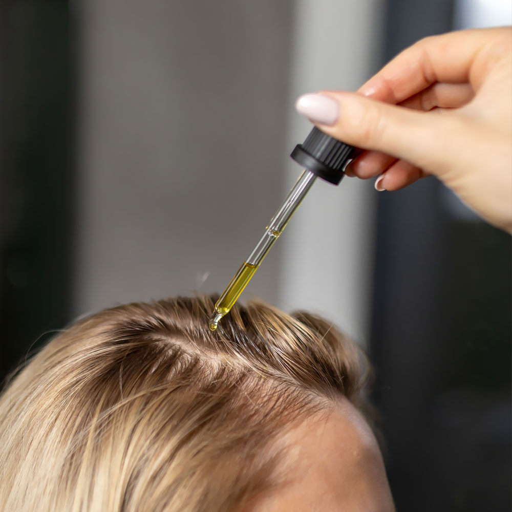 Paket serum i ćetka za vlasište