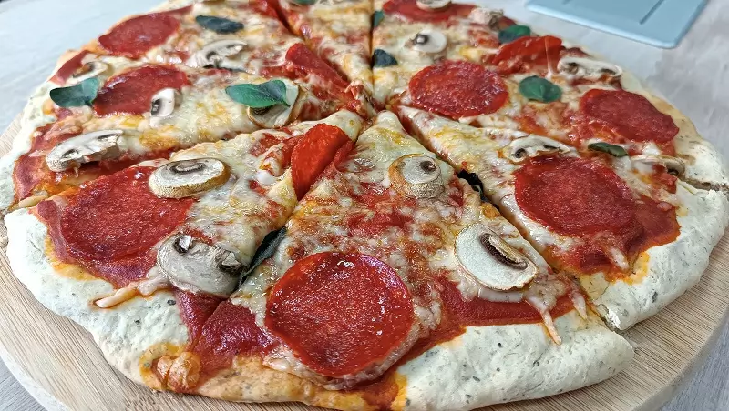 VIDEO: Brza pizza bez dizanja