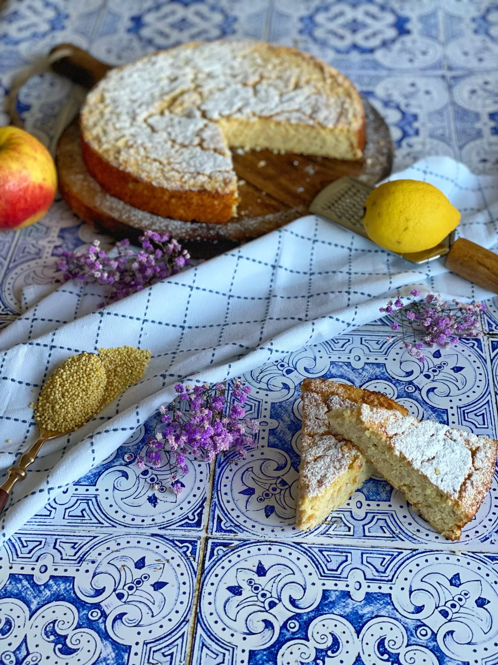 Jesenski proseni nabujak s jabukama