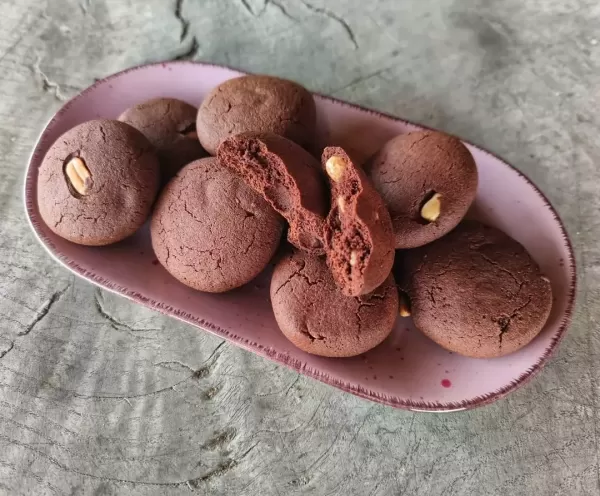 Čokoladni keksi s kikirikijem 