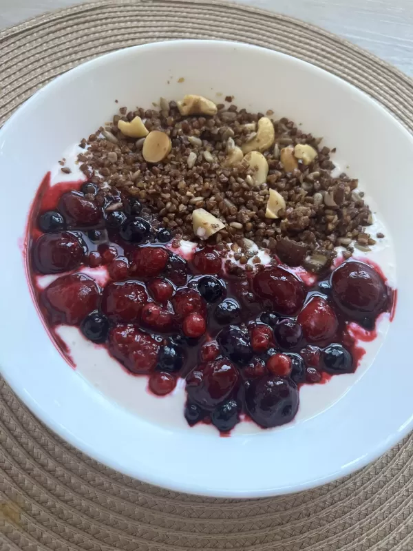 Heljdina granola