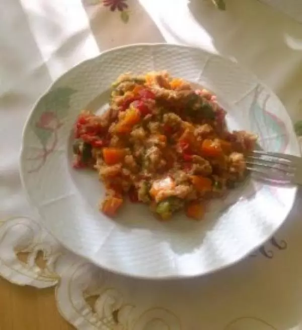 Miks povrća i kvinoje sa tunjevinom