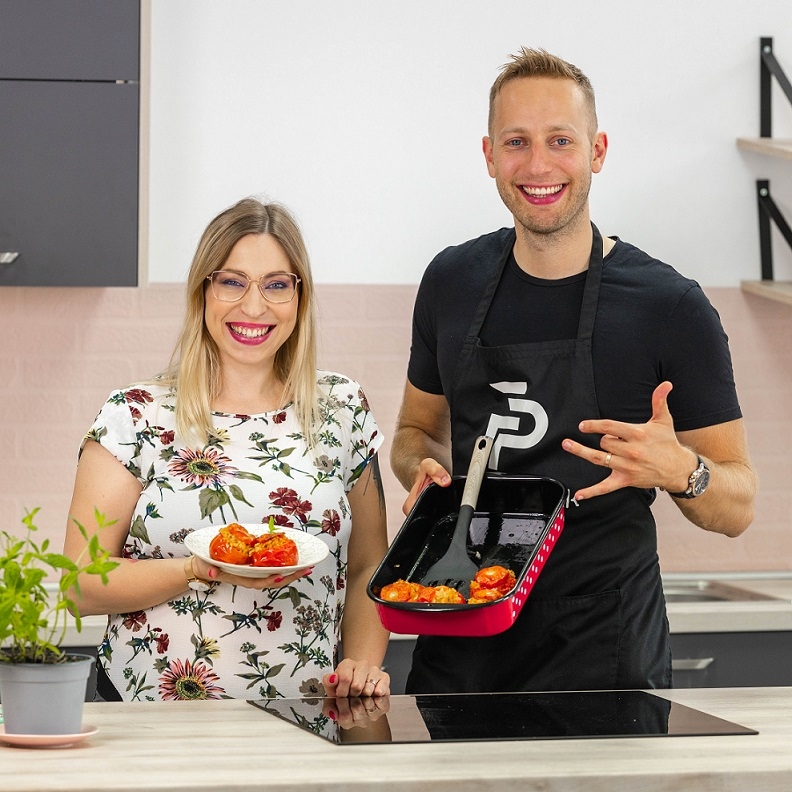 Punjene grčke rajčice s tatziki umakom